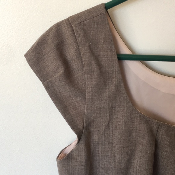 Banana Republic dress Size 4 stretch - Picture 3 of 8